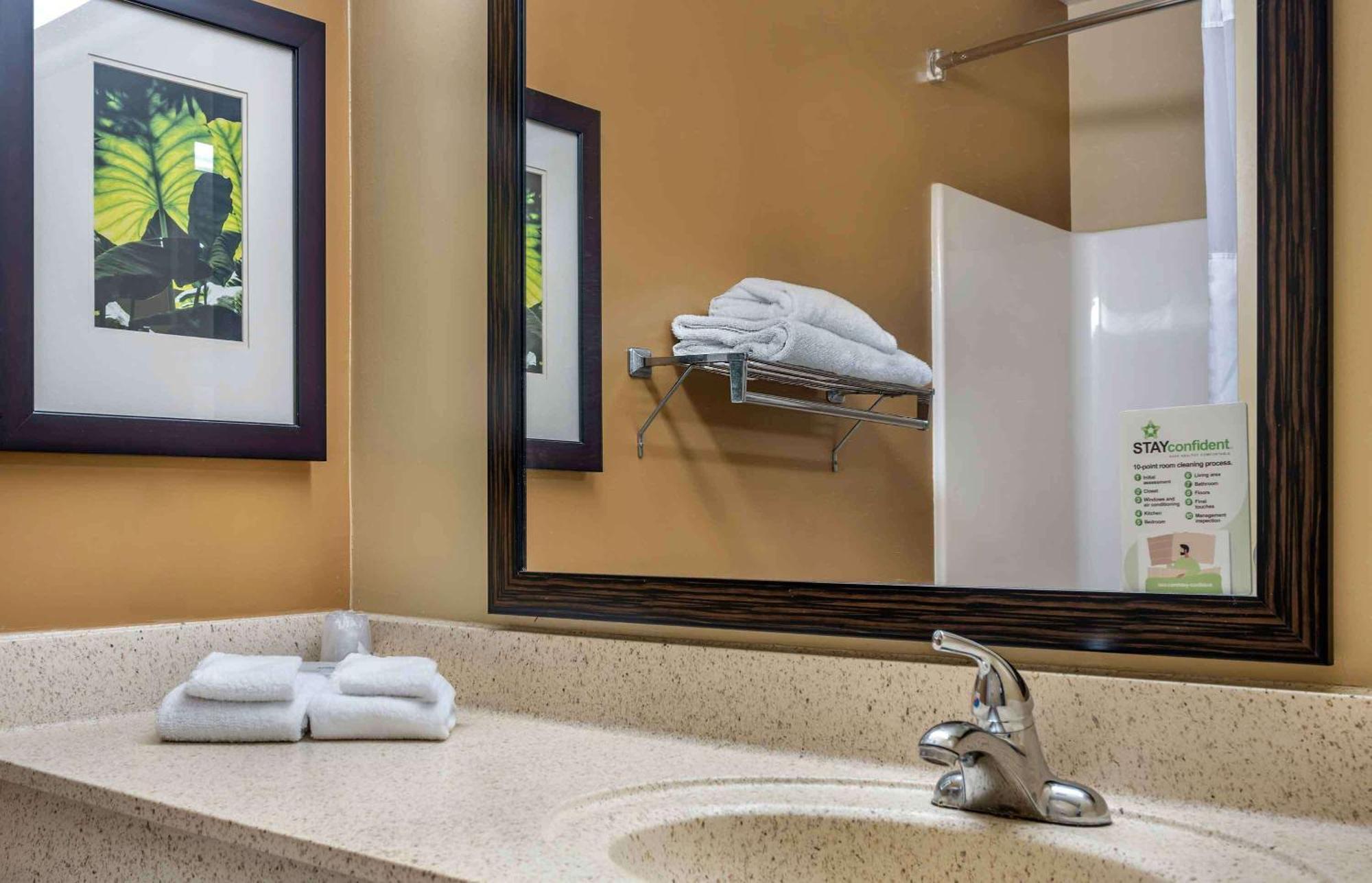 Extended America - - Northwest - I-465 Hotel Indianapolis