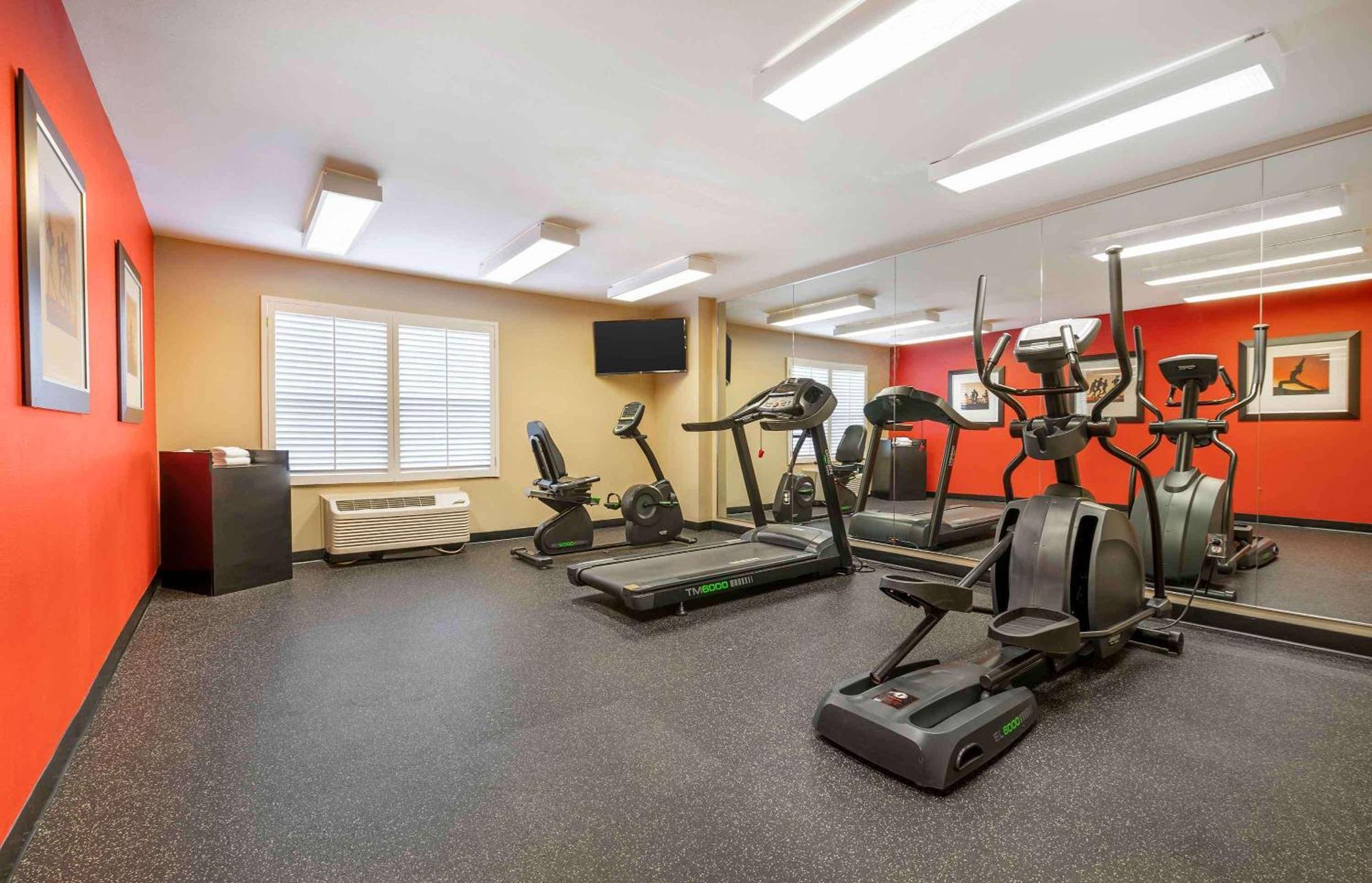 Extended America - - Northwest - I-465 Hotel Indianapolis
